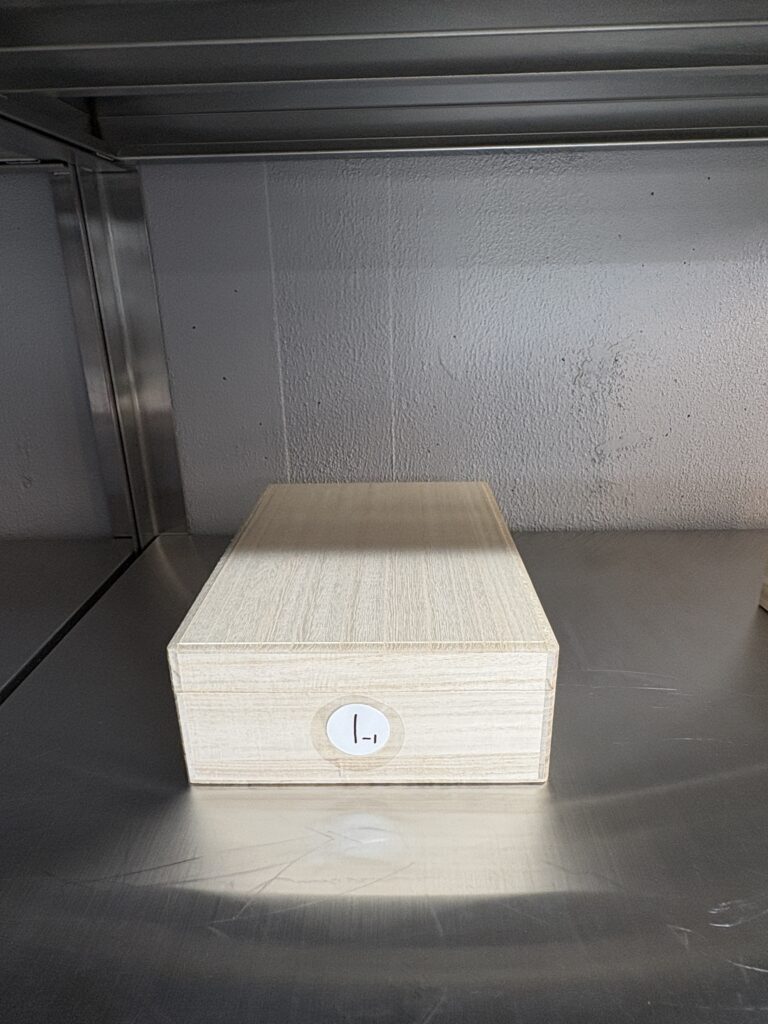 特製桐箱